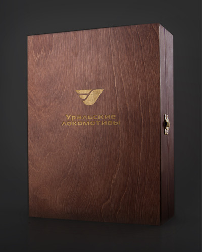 Уральские локомотивы 1600х2000 3.jpg