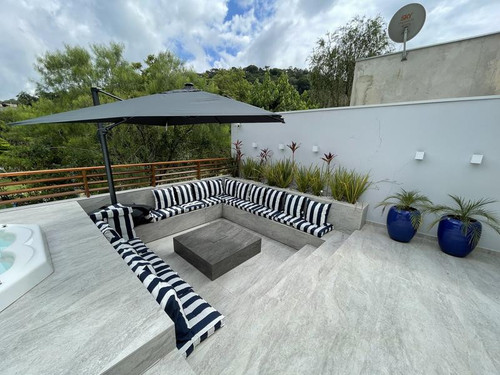 bb040591 48ac 5ffc 8e93 15968d1a143a.jpg