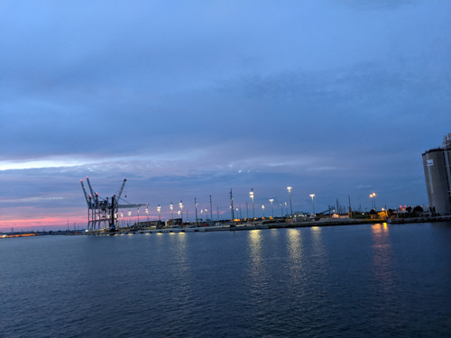 PXL 20201002 232337377.jpg