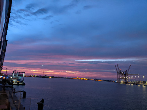 PXL 20201002 232852507.jpg