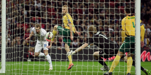 08 Hurst pad 40492.jpg