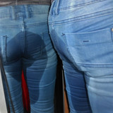 Jeans pissen, Jeanspeeing, Jeanspissing, wet jeans (2)
