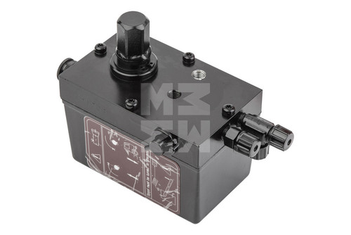 m4715001.jpg