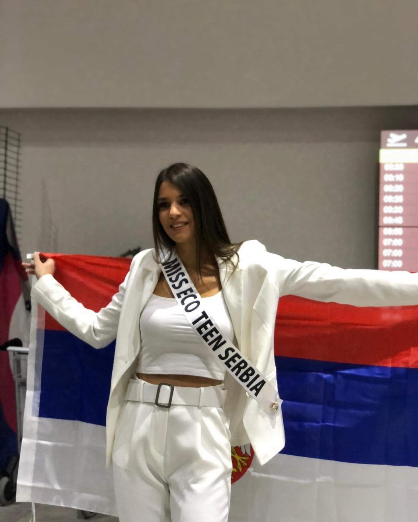 india vence miss eco teen 2022. - Página 3 HnOsl3u