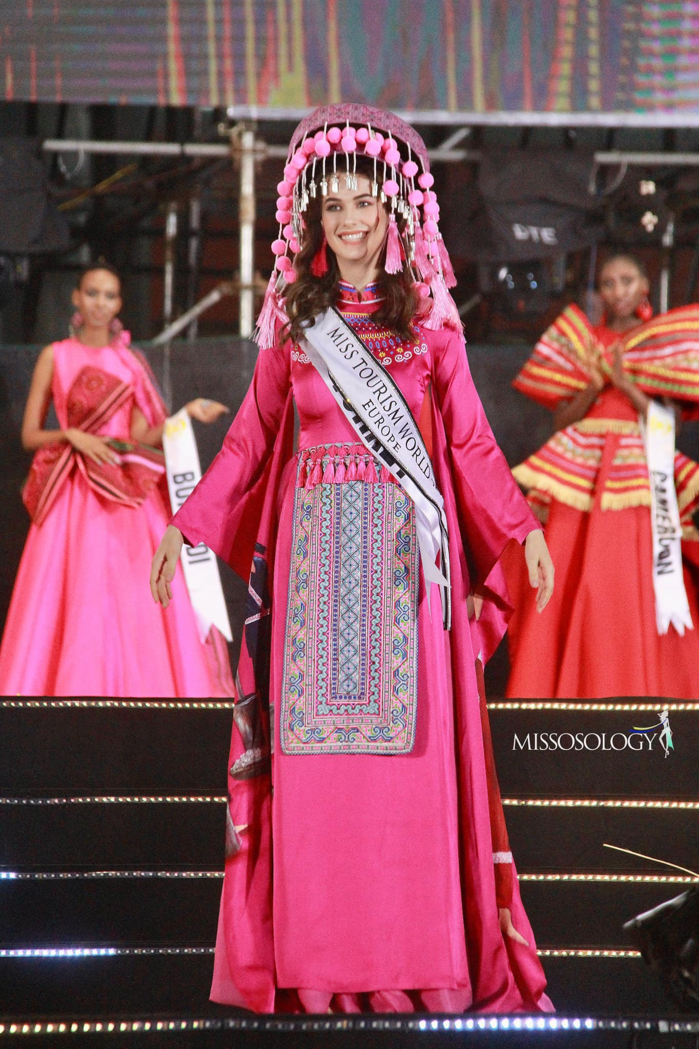 japan vence miss tourism world 2022. - Página 2 HnpA3UG