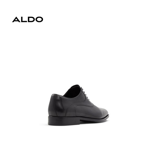 simmons black 001 001 043 alt1 sq wt 600x600.jpg