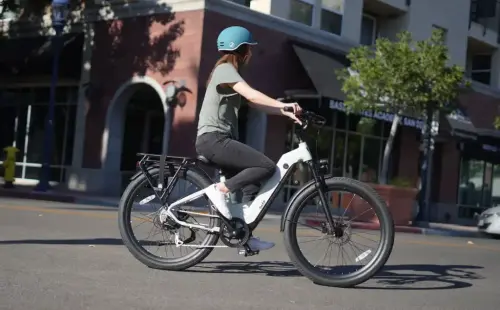 ride1up 700 ebike 2 1024x634.webp