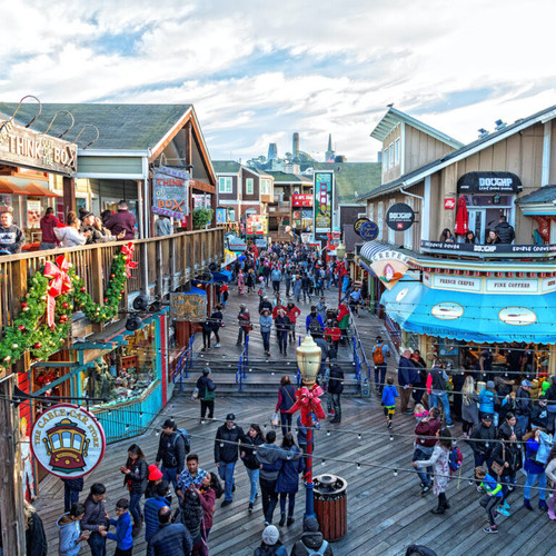 San Francisco California USA 2018 12 31 Fisherman's Wharf and Pier 39 area around Christmas and new .jpg