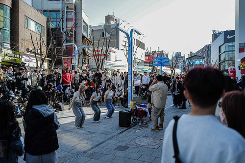 busking optimized.jpg