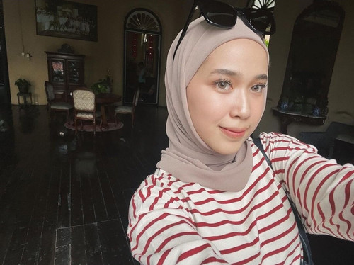 9a5bb8c73eb4db7591796a1e2d1446b5 full.jpg