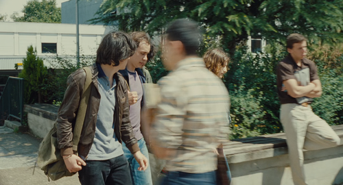 Apr%C3%A8s.mai.2012.1080p.BluRay.x265.Opus.5.1 LSt 00.26.06.png