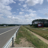 G832