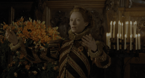 Orlando.1992.2160p.HDR.UHD.BluRay.DTS.x265 10bit HDS.mkv 20221202 184410.037.png