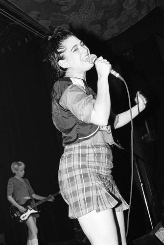 09 kathleen hanna.jpg