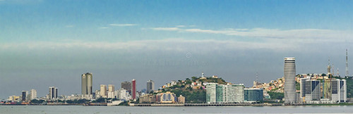paisaje urbano skiline ecuador de guayaquil 93961856.jpg