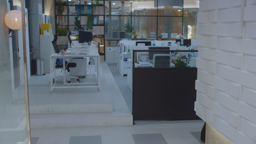 Keureiji.reobeu.S01E01.1080p.DSNP.WEB DL.AAC2.0.H.264 playWEB.thumb 02.png