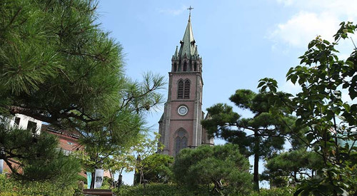 myeondong church.jpg