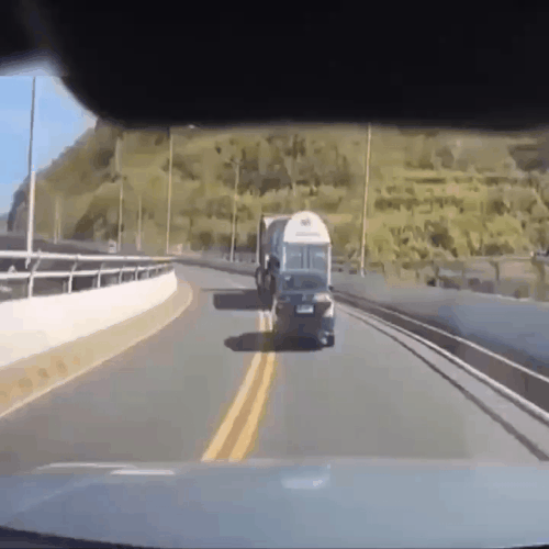 GIF 230530 095800.gif