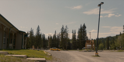 Tin.Star.S03E01.1080p.BluRay.x264 STANNUM.mkv snapshot 00.55.271.png