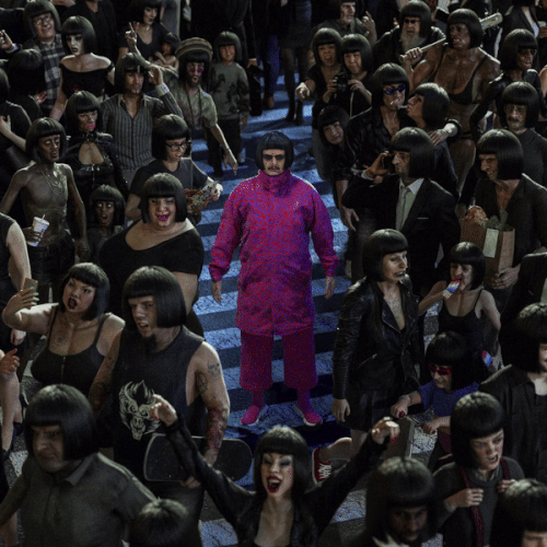 Oliver Tree - Alone in a Crowd.gif
