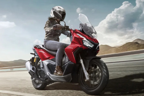 Honda ADV 160.jpg
