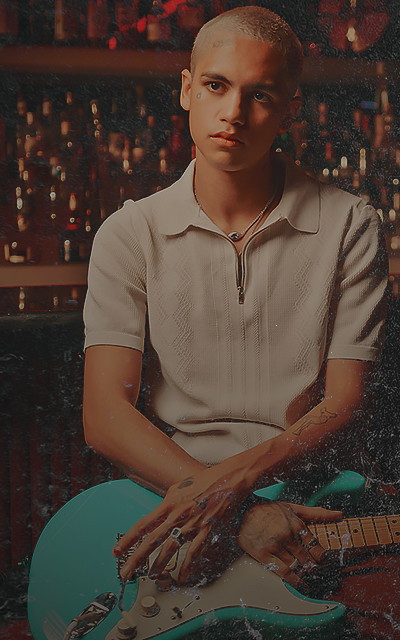 2suUKSUAwNZFVBPBKrhsEF 400.jpg