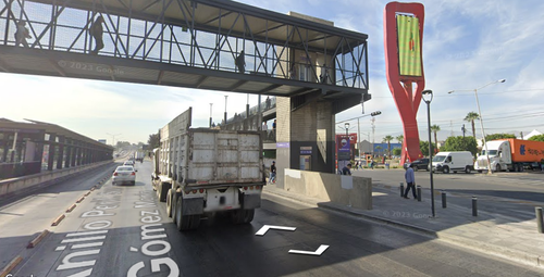 tránsito personas y vehículos.png