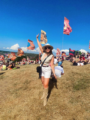 vwyrjwl9t6bb1 copy.jpg