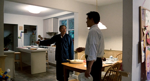 Pushing.Hands.1991.GER.BluRay.1080p.DTS HD.MA.2.0.x264 beAst.0001.jpg