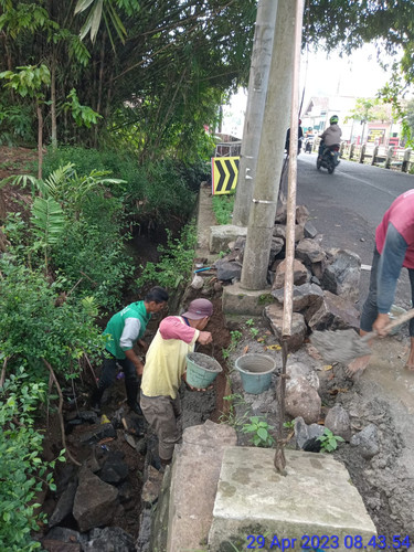 Bancar Pagembrungan (talud).jpg