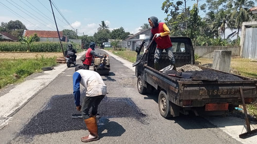Selaganggeng Pengalusan (penambalan).jpg
