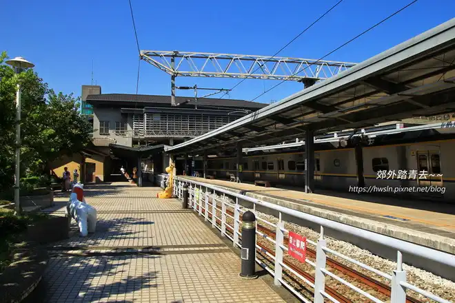 山佳車站鐵道旁小徑