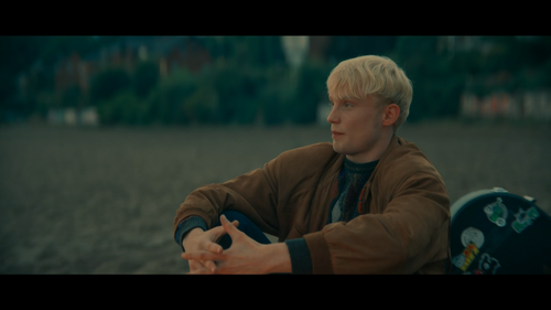 screenshot Then.You.Run.S01E01.1080p.SkyMax.IPTV.AAC2.0.x264.Eng WB60 0008.png