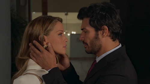 cap Tierra de Esperanza 1080p Episodio 20 00 08 58 01.jpg