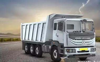 Ashok Leyland 3520 8x2.jpg
