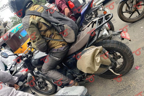 RE Scrambler 650 spotted 1.jpg