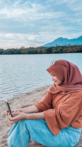 PXL 20221002 055517299.NIGHT.jpg