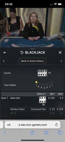 QwofzOfUsU9gAuIPG NOUZUd unuLGfUkA.jpg