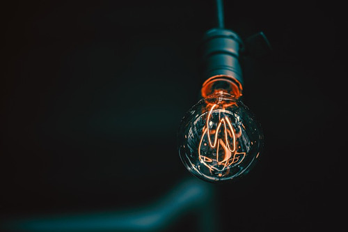 bulb 5258341 640.jpg