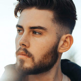 short hairstyles for men scaled