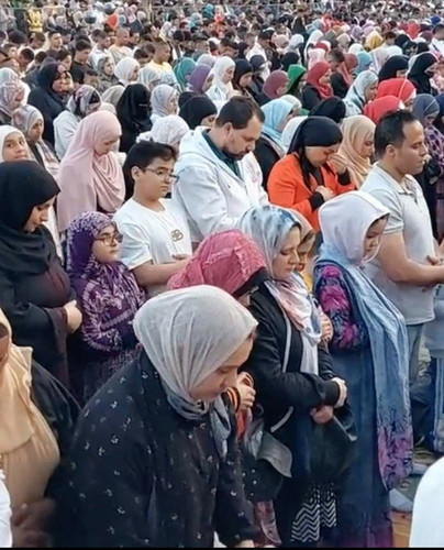 نتيجة النسوية و تخنث الدكور(دين قوس قزح).jpg