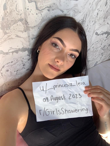 girlsshowering 2.jpg