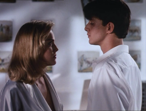 Blood.And.Sand.1989.AC3.DVDRip.avi 20200128 155025.265.png