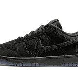 Dunk Low SP Undefeated 5 On It Black 0002