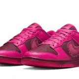 Dunk Low Valentines Day (2022) 0001