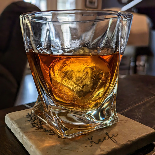 PXL 20230420 221829206.MP~2