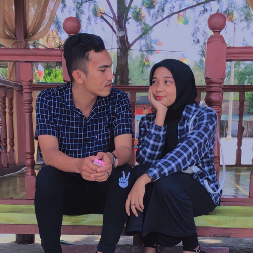 744A49AF 8CCE 4238 BADE 9BFA924E4B0F.jpg