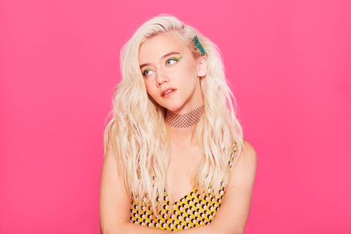 Advanced Finishing CoolGirlWaves cd65ba82 5f2c 4369 9bb4 24443762b555.jpg