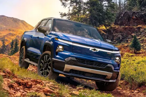 2024 Silverado EV RST 1024x683.webp