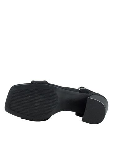 30701 5 PhotoRoom.jpg